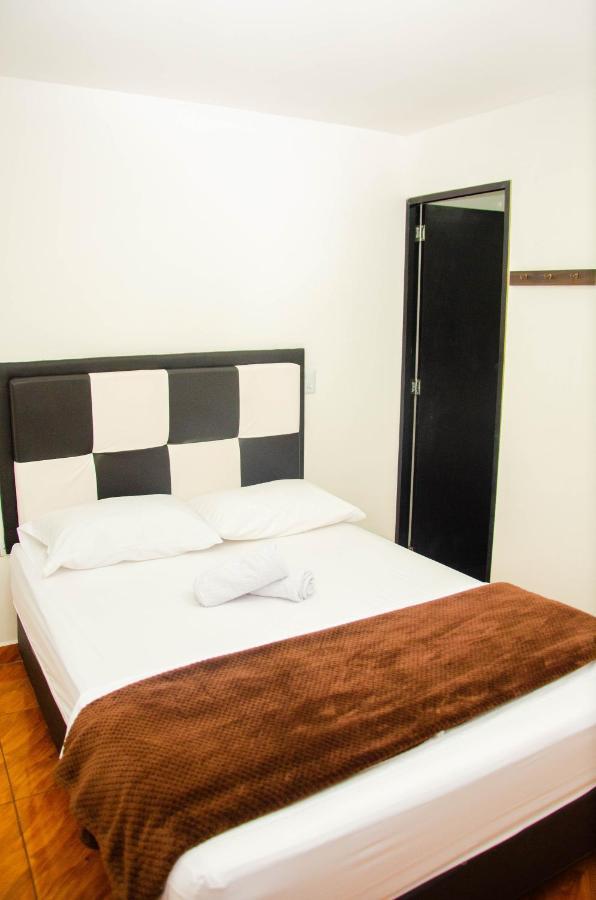 Casa Hotel Los Arboles Bello Kültér fotó