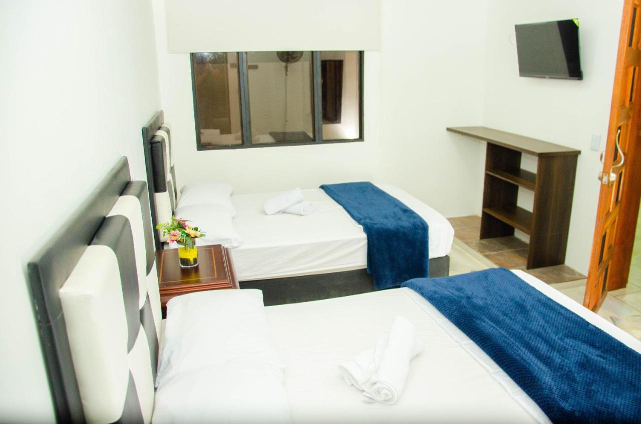 Casa Hotel Los Arboles Bello Kültér fotó