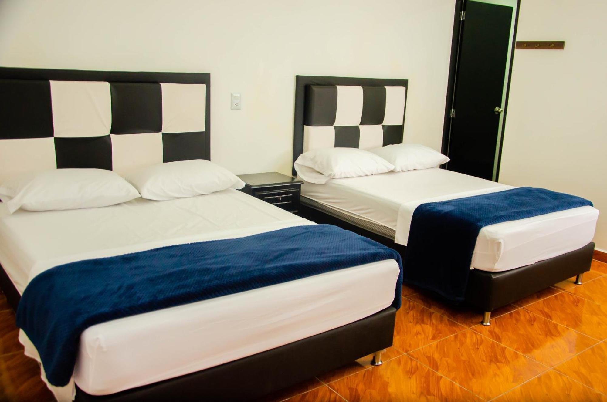 Casa Hotel Los Arboles Bello Kültér fotó